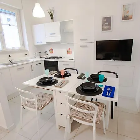 Moderno E Accogliente Bilocale Pascoli * San Benedetto del Tronto